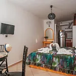 Apartment Irini Studios *