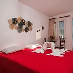 Apartment Irini Studios *