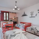 Irini شقة بسارو