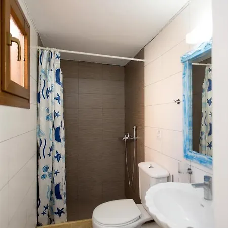 Irini Studios Apartment *