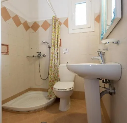 ειρήνη στούντιος