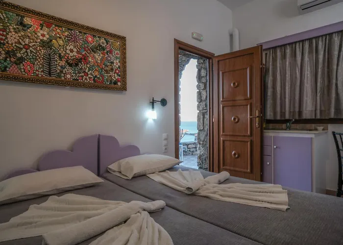 Irini Studios Apartment